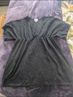 Jordan Taylor Black Textured V-Neck Tunic Swim Coverup
